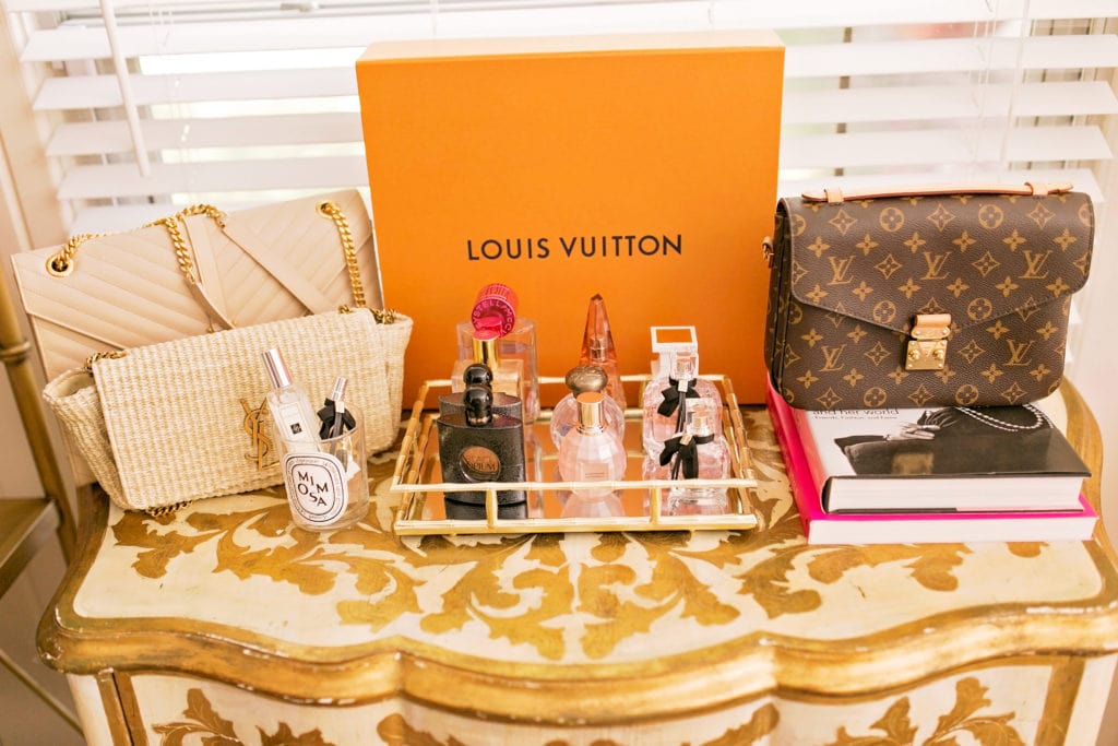 Which one do you prefer the Louis Vuitton Favorite or the Louis